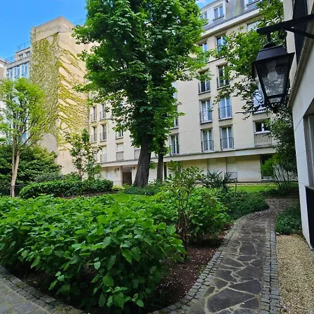 Neuf Quartier Saint-germain-des-pres Centre Touristique De *